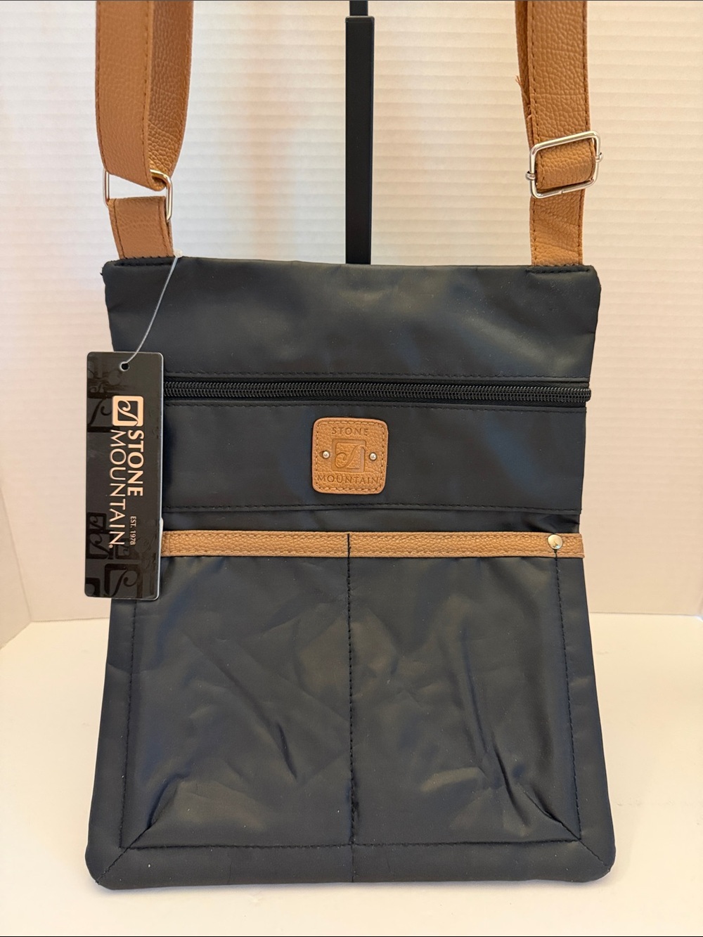 Stone Mountain Accessories Navy and Tan Crossbody Bag